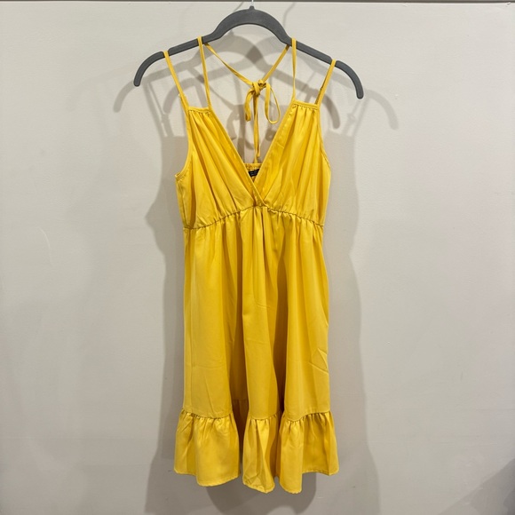 Dresses & Skirts - Summer Dress